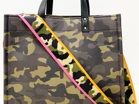 Camo Vegan Leather Tote w  Strap Fashion